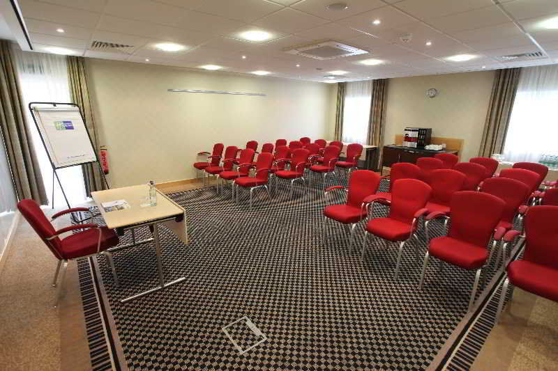 Holiday Inn Express Southampton - M27, J7 By Ihg Hedge End Exterior photo